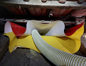 Zateplení stropu staršího rodinného domu pomocí foukané izolace